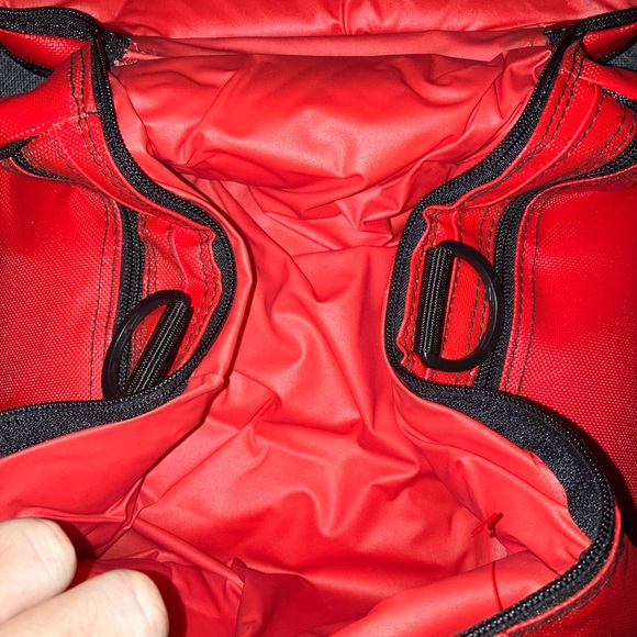 Marlboro brand insulated lunch carry case full zip padded NEW outdoor insulated - Picture 4 of 6